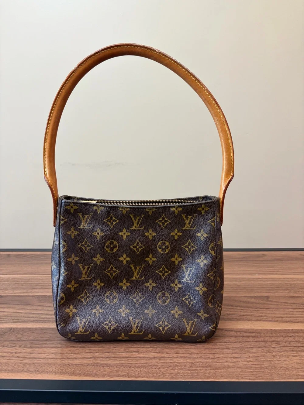 Louis Vuitton Looping MM, authentic, pre-loved, vintage, dust bag included